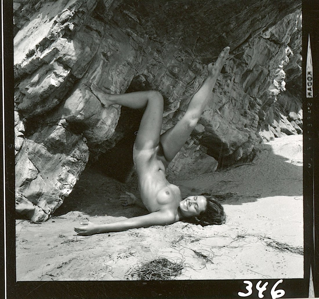 ANDRÉ DE DIENES Vintage Photo 1950s-1960s Nude Study: The provenance of this photo is from the archives of notable photographer André de Dienes.The dimensions are Approx. 2.75" x 2.75" (small variances can occur). This black and white gelatin photo was 