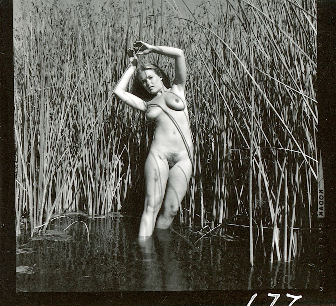 ANDRÉ DE DIENES Vintage Photo 1950s-1960s Nude Study: The provenance of this photo is from the archives of notable photographer André de Dienes.The dimensions are Approx. 2.75" x 2.75" (small variances can occur). This black and white gelatin photo was 