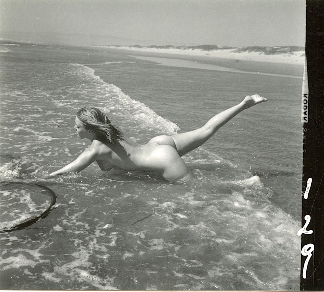 ANDRÉ DE DIENES Vintage Photo 1950s-1960s Nude Study: The provenance of this photo is from the archives of notable photographer André de Dienes.The dimensions are Approx. 2.75" x 2.75" (small variances can occur). This black and white gelatin photo was 