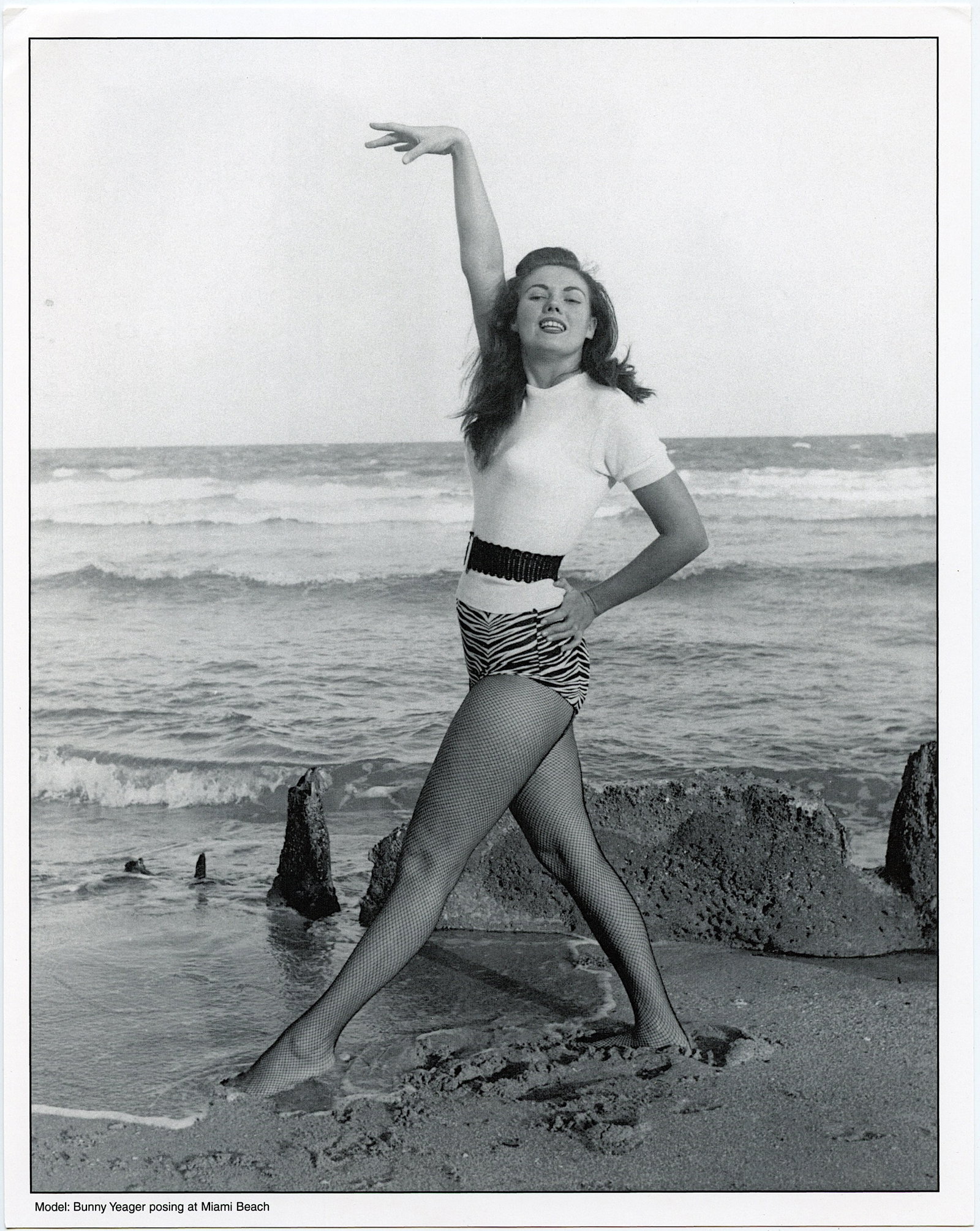 BUNNY YEAGER Vintage Pin Up Litho SELF-PORTRAIT: This lot is coming from Bunny Yeager's estate/archives. Linnea Eleanor "Bunny" Yeager (March 13, 1929 - May 24, 2014) was an American photographer and pin-up model. She met Bettie Page in 1954, and to