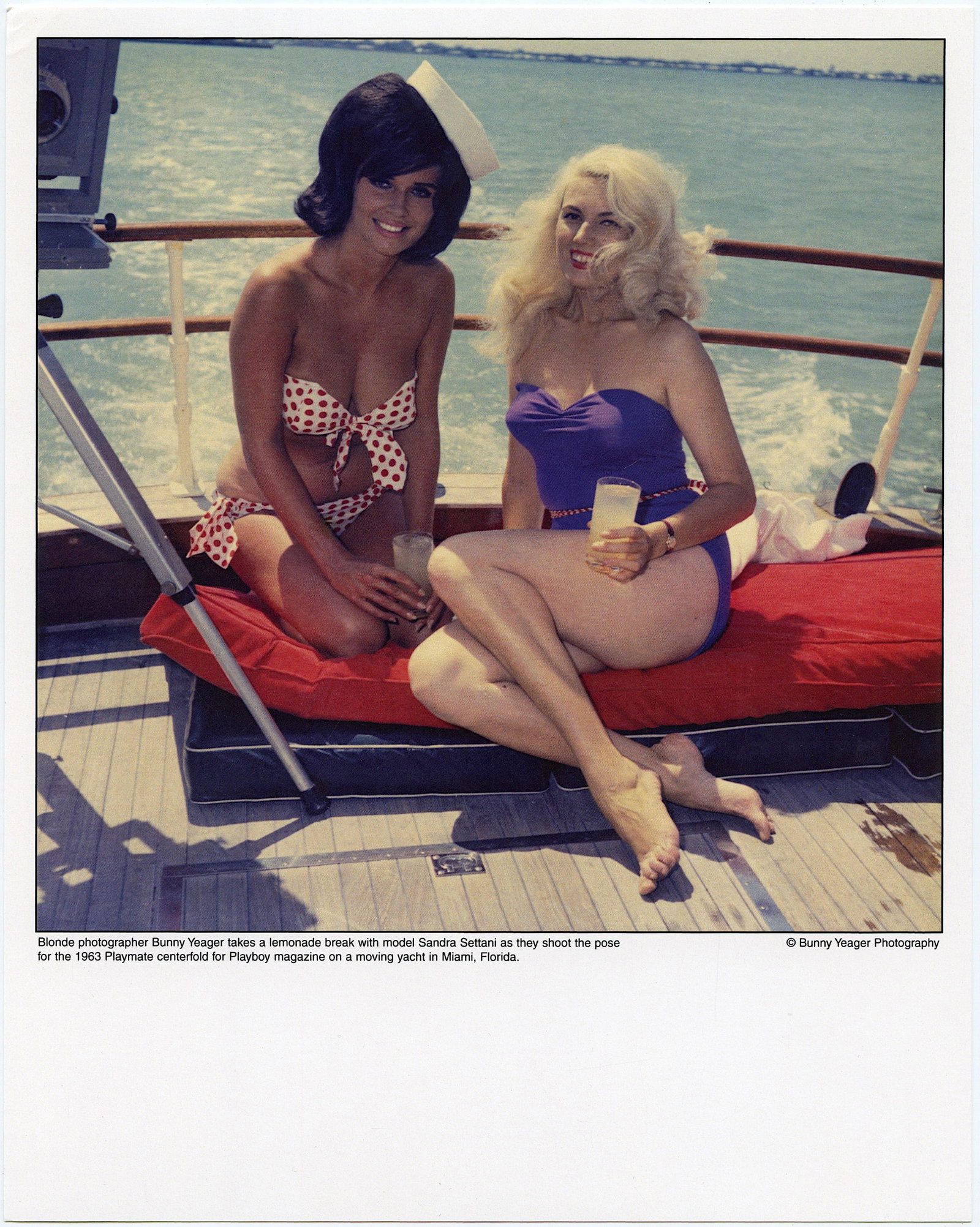 BUNNY YEAGER Vintage Pin Up Litho SANDRA SETTANI: This lot is coming from Bunny Yeager's estate/archives. Linnea Eleanor "Bunny" Yeager (March 13, 1929 - May 24, 2014) was an American photographer and pin-up model. She met Bettie Page in 1954, and to