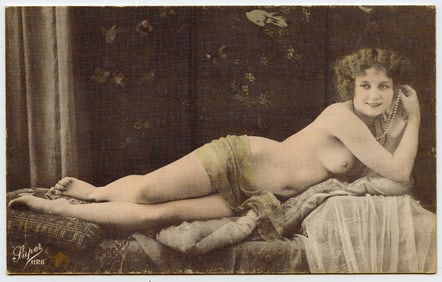 Vintage/Aintique Scarce French Litho Card with Female Artistic Nude