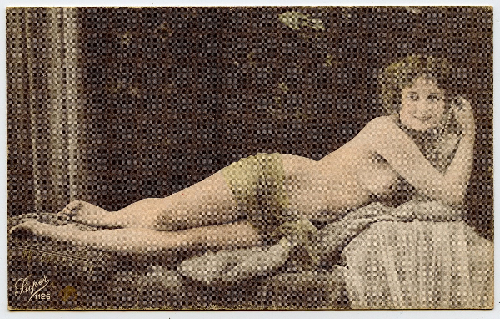 Vintage/Aintique Scarce French Litho Card with Female Artistic Nude: The provenance of this lot is from the estate of a fine collector in Palm Beach. The dimensions are Approx. 3.5" x 5.5". We have included quality images to show it's actual condition. This lot is loca