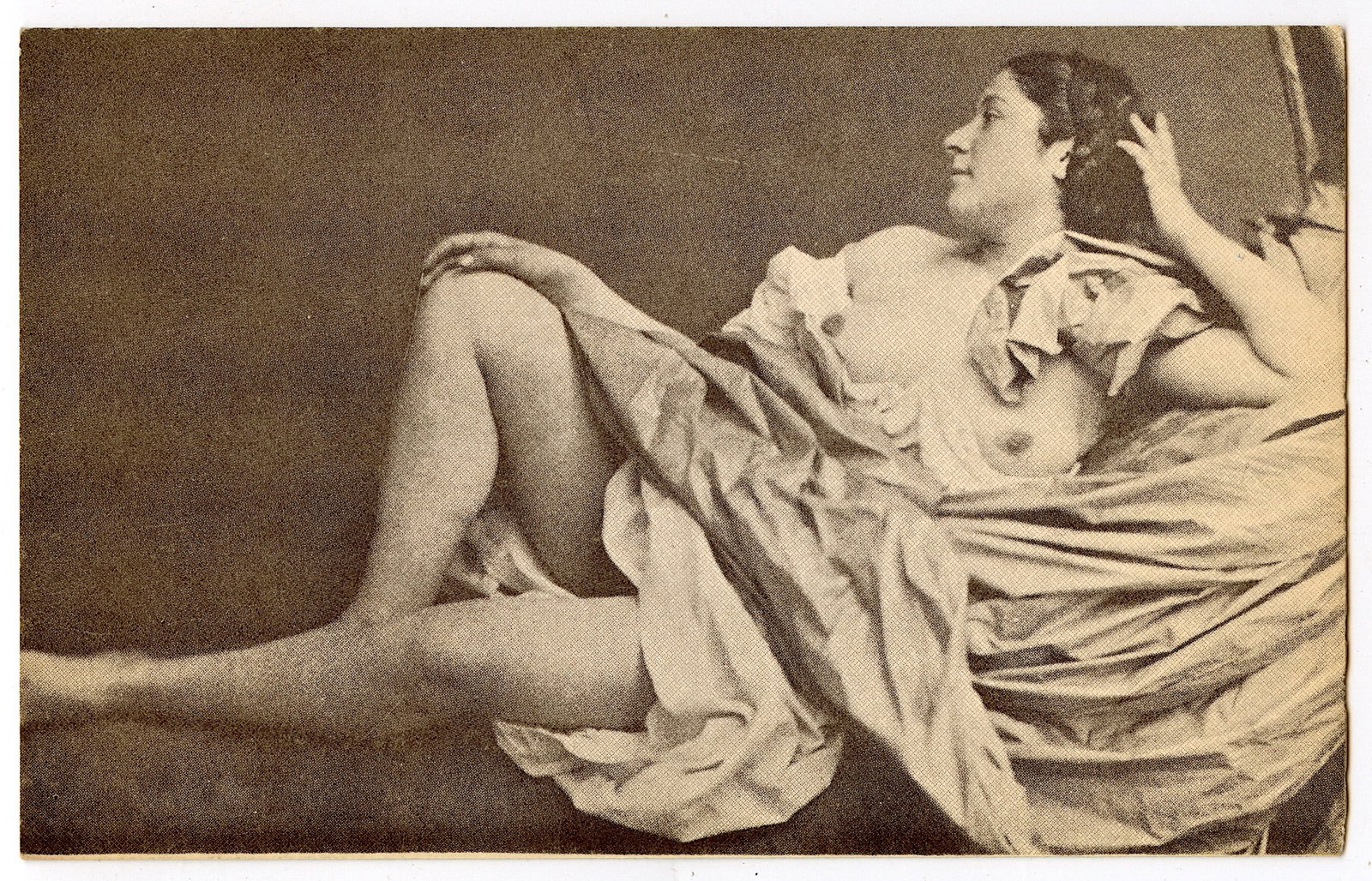 Vintage/Aintique Scarce French Litho Card with Female Artistic Nude: The provenance of this lot is from the estate of a fine collector in Palm Beach. The dimensions are Approx. 3.5" x 5.5". We have included quality images to show it's actual condition. This lot is loca