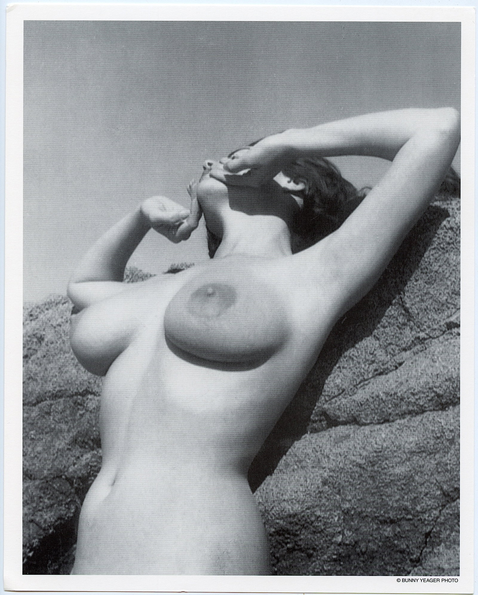 BUNNY YEAGER Vintage Pin Up Litho DIANA WEBBER: This lot is coming from Bunny Yeager's estate/archives. Linnea Eleanor "Bunny" Yeager (March 13, 1929 - May 24, 2014) was an American photographer and pin-up model. She met Bettie Page in 1954, and to