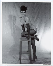 BUNNY YEAGER Vintage Pin Up Litho BETTIE PAGE