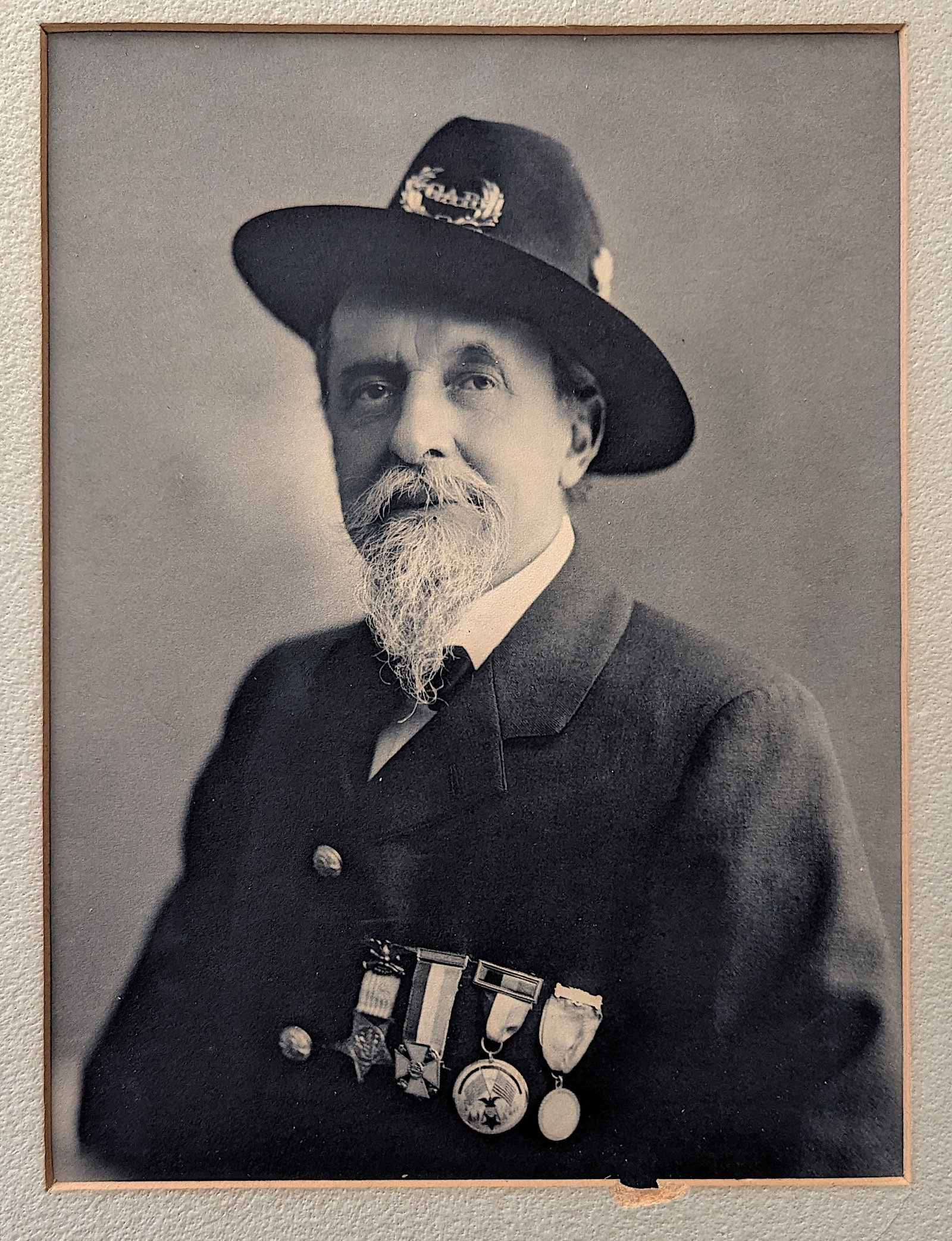 Photo GAR Civil War Archives Henry A. Laycock 56th Regiment PA: The photo dimensions are Approx. 9" x 6.5". This lot is part of a group found related to Colonel HENRY A. COCK (promoted to Major on January 30, 1865) of the 56th Regiment of Pennsylvania during the A