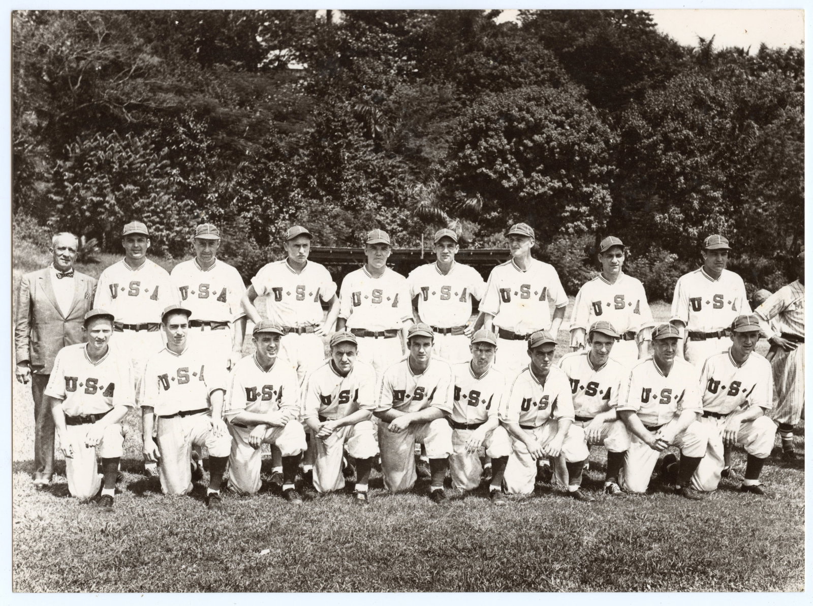 Vintage Photo 1941 USA Baseball Team Printed in 1970s: The dimensions are about 7" x 9.5". The provenance of this lot is from a quality collector PBC. Please see all the included images to read all related information. This lot is located in Boca Raton, F
