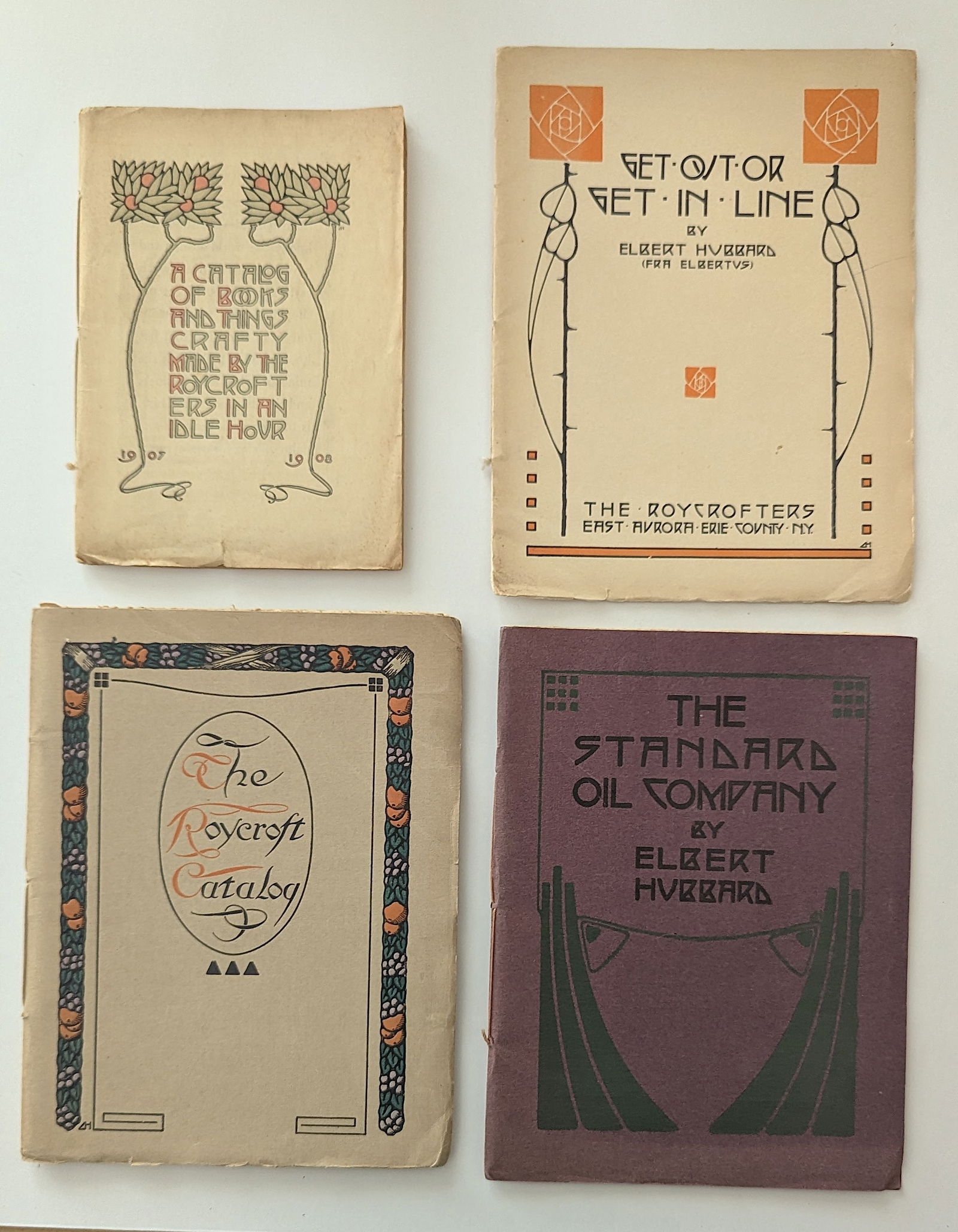 Vintage Set 4 Books Elbert Hubbard 1900s to 1910s: This lot comes from the estate of a dedicated collector during many years. Her collection has been meticulously stored since its acquisition. Several of her collectibles have been acquired in the past