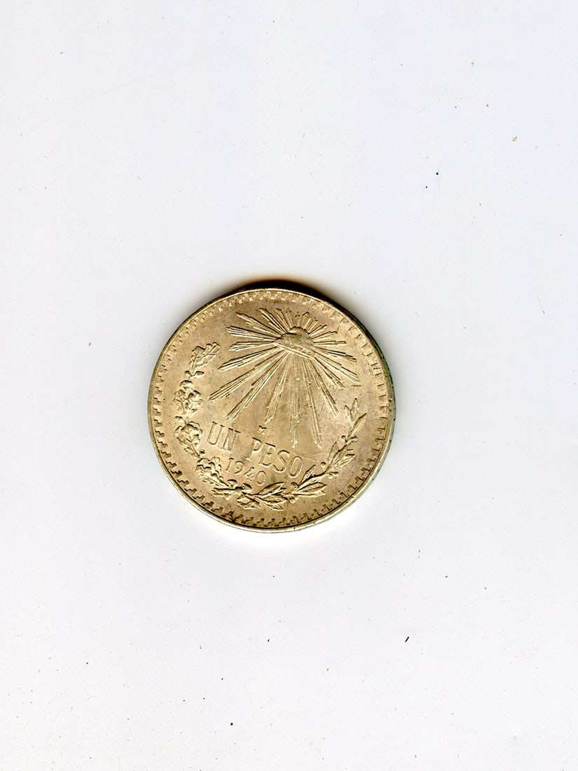 Silver .720 Coin Collectors Mexico One Peso 1940 (1 of 2)