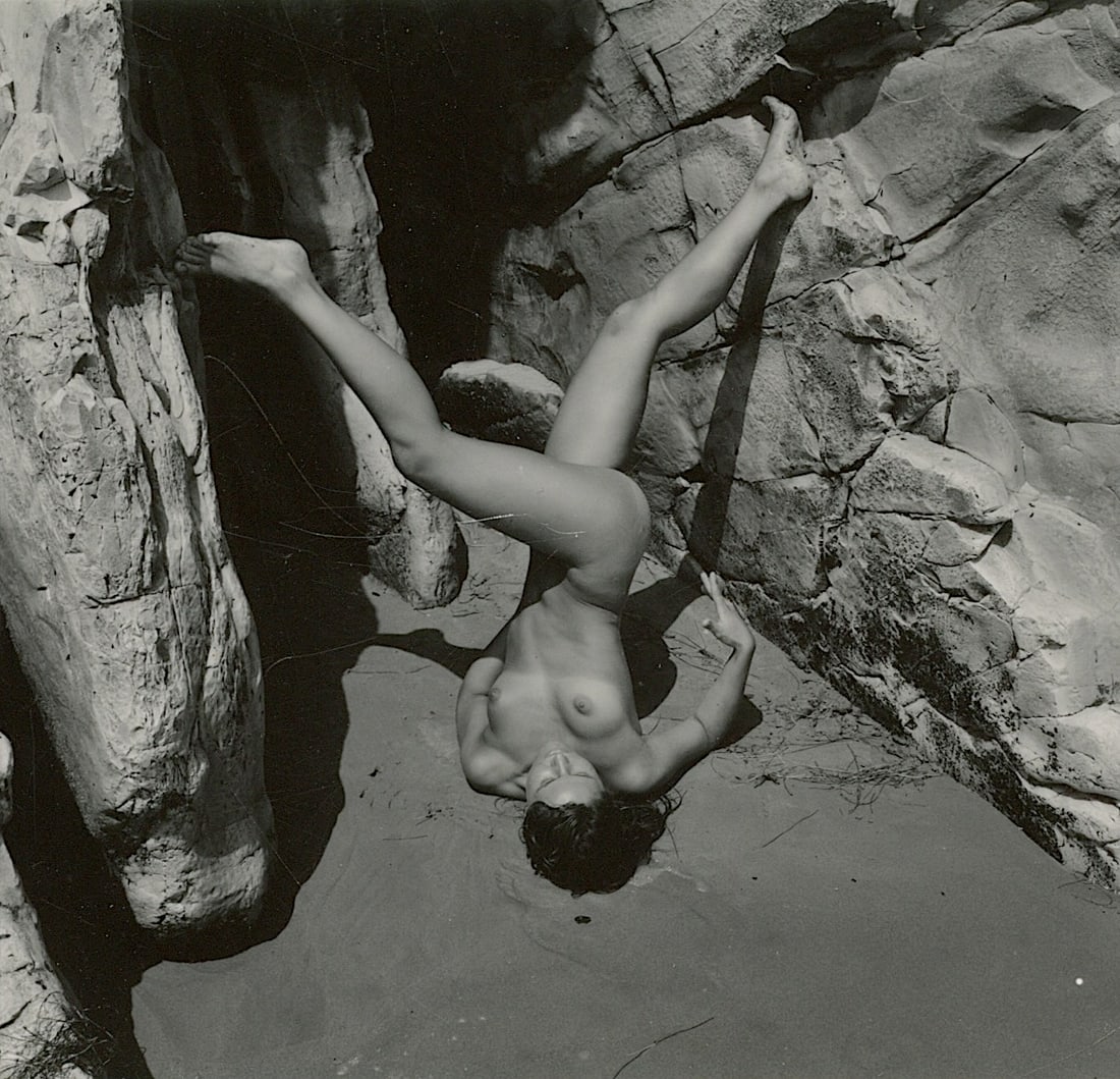 ANDRÉ DE DIENES Vintage Photo 1950s-1960s Nude Study: The provenance of this photo is from the archives of notable photographer André de Dienes.The dimensions are Approx. 2.75" x 2.75" (small variances can occur). This black and white gelatin photo was 