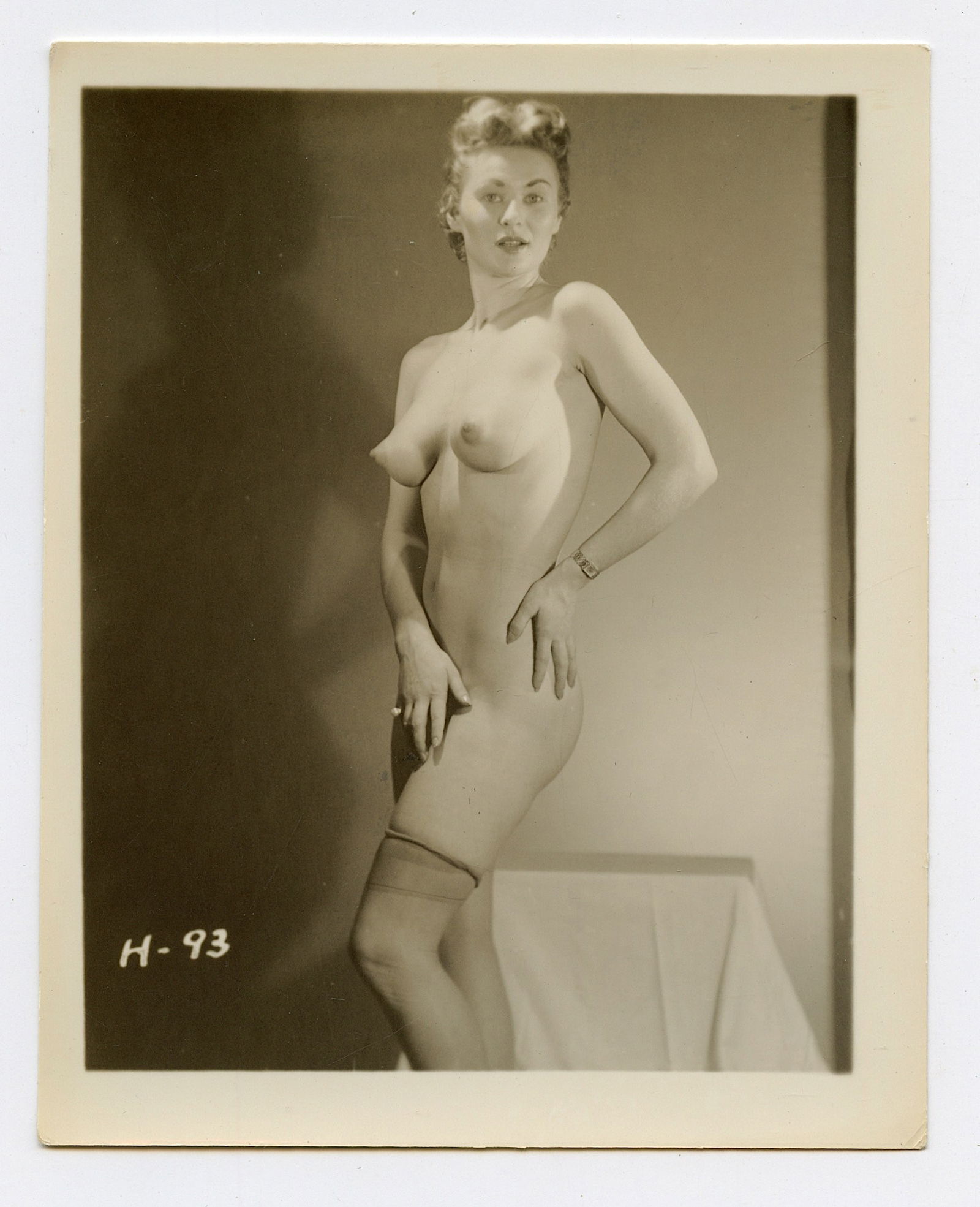 Vintage Scarce 1950s American Photo with Pin Up Model 5" x 4" (1 of 1)