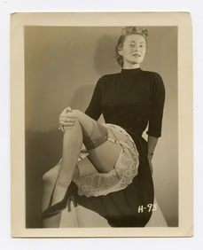 Vintage Scarce 1950s American Photo with Pin Up Model 5" x 4"