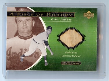 Early Wynn 2001 Baseball Upper Deck Bat Card