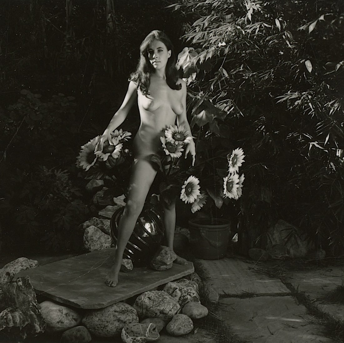 ANDRÉ DE DIENES Vintage Photo 1950s-1960s Nude Study: The provenance of this photo is from the archives of notable photographer André de Dienes.The dimensions are Approx. 2.75" x 2.75" (small variances can occur). This black and white gelatin photo was 