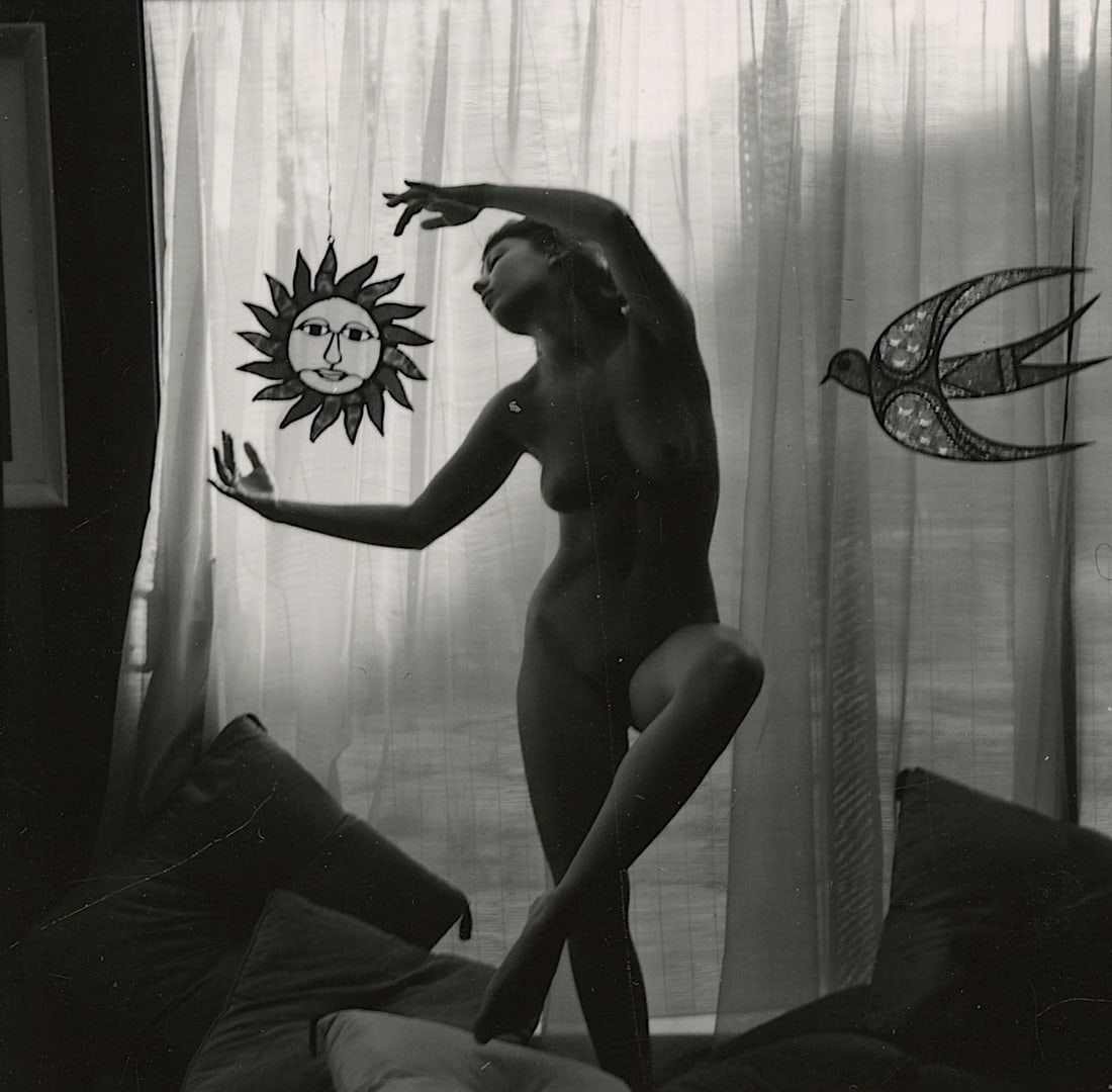 ANDRÉ DE DIENES Vintage Photo 1950s-1960s Nude Study: The provenance of this photo is from the archives of notable photographer André de Dienes.The dimensions are Approx. 2.75" x 2.75" (small variances can occur). This black and white gelatin photo was 