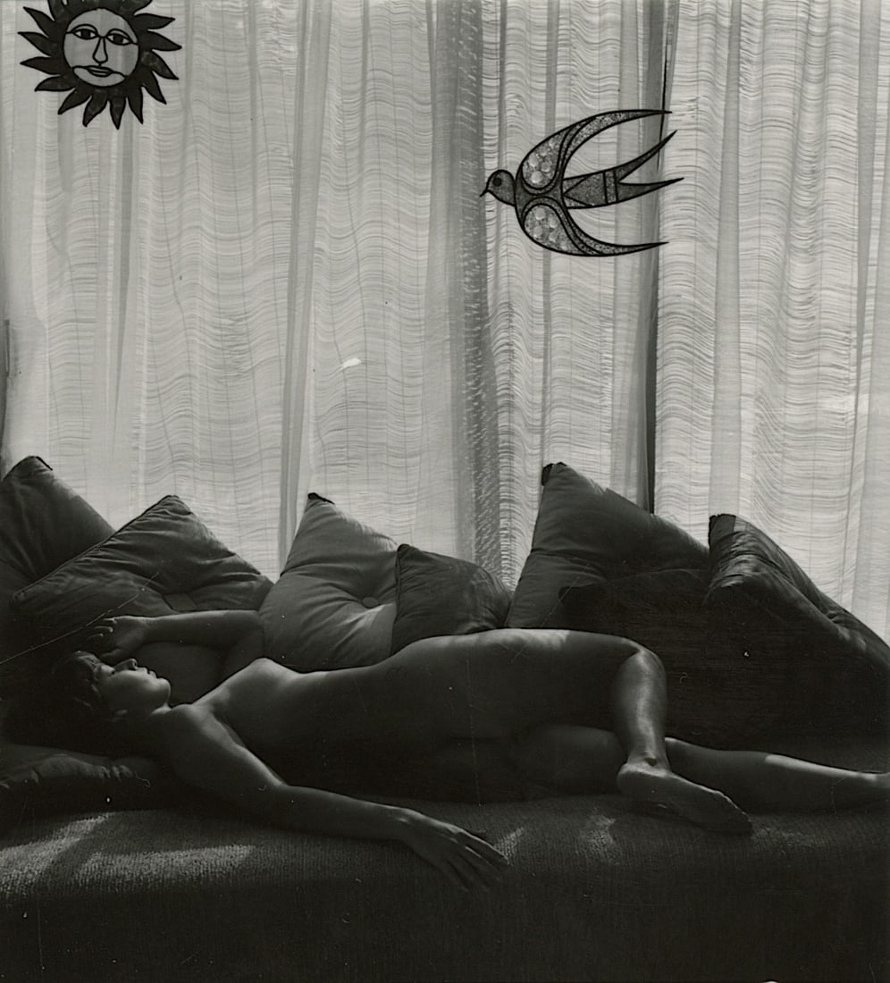 ANDRÉ DE DIENES Vintage Photo 1950s-1960s Nude Study: The provenance of this photo is from the archives of notable photographer André de Dienes.The dimensions are Approx. 2.75" x 2.75" (small variances can occur). This black and white gelatin photo was 