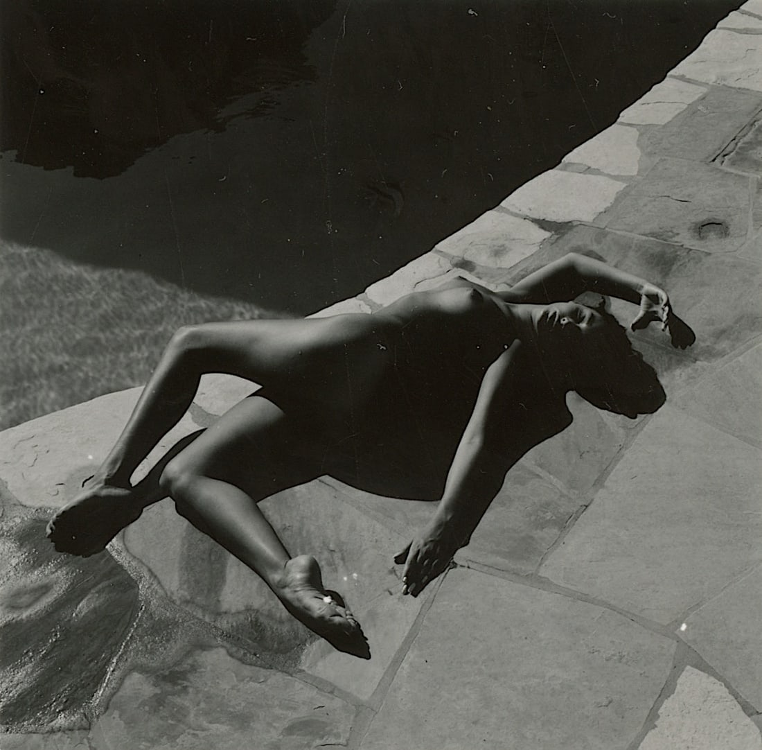 ANDRÉ DE DIENES Vintage Photo 1950s-1960s Nude Study: The provenance of this photo is from the archives of notable photographer André de Dienes.The dimensions are Approx. 2.75" x 2.75" (small variances can occur). This black and white gelatin photo was 