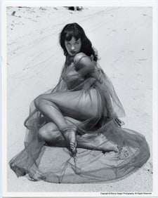 BUNNY YEAGER Vintage Pin Up Litho BETTIE PAGE