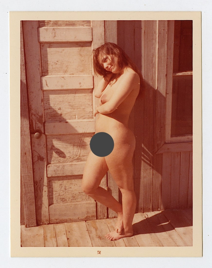 Pin Up Kodak Print Photo Naturalism Nude 3.5" x 5" Ca 1970s - 1990s: The provenance of this lot is from the a private collector in RI. We have included quality images to show it's actual condition. This lot is located in Boca Raton, Fl and its shipment will be made dir