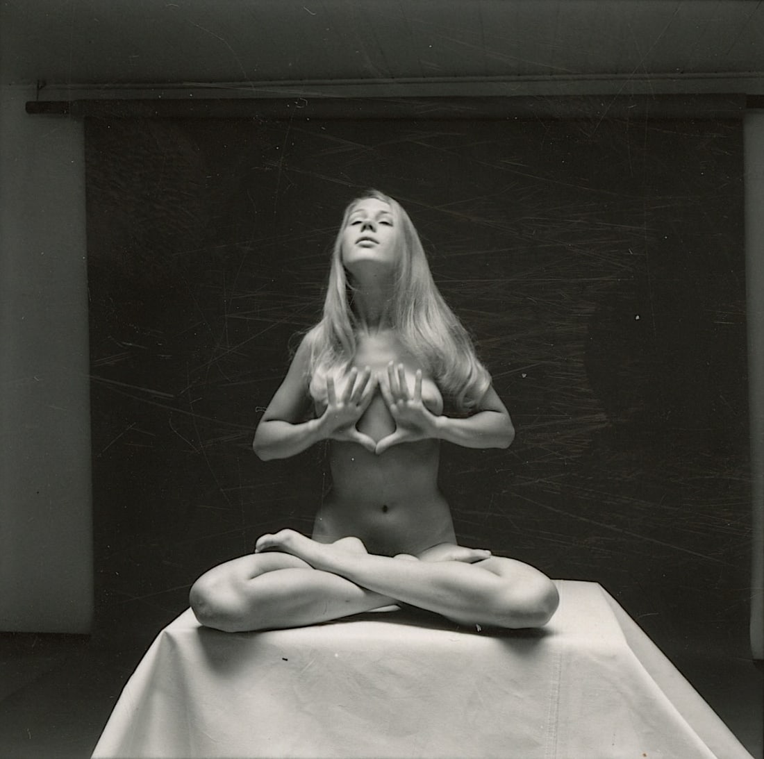 ANDRÉ DE DIENES Vintage Photo 1950s-1960s Nude Study: The provenance of this photo is from the archives of notable photographer André de Dienes.The dimensions are Approx. 2.75" x 2.75" (small variances can occur). This black and white gelatin photo was 