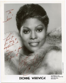 DIONNE WARWICK Autographed Photo Scarce Collectors
