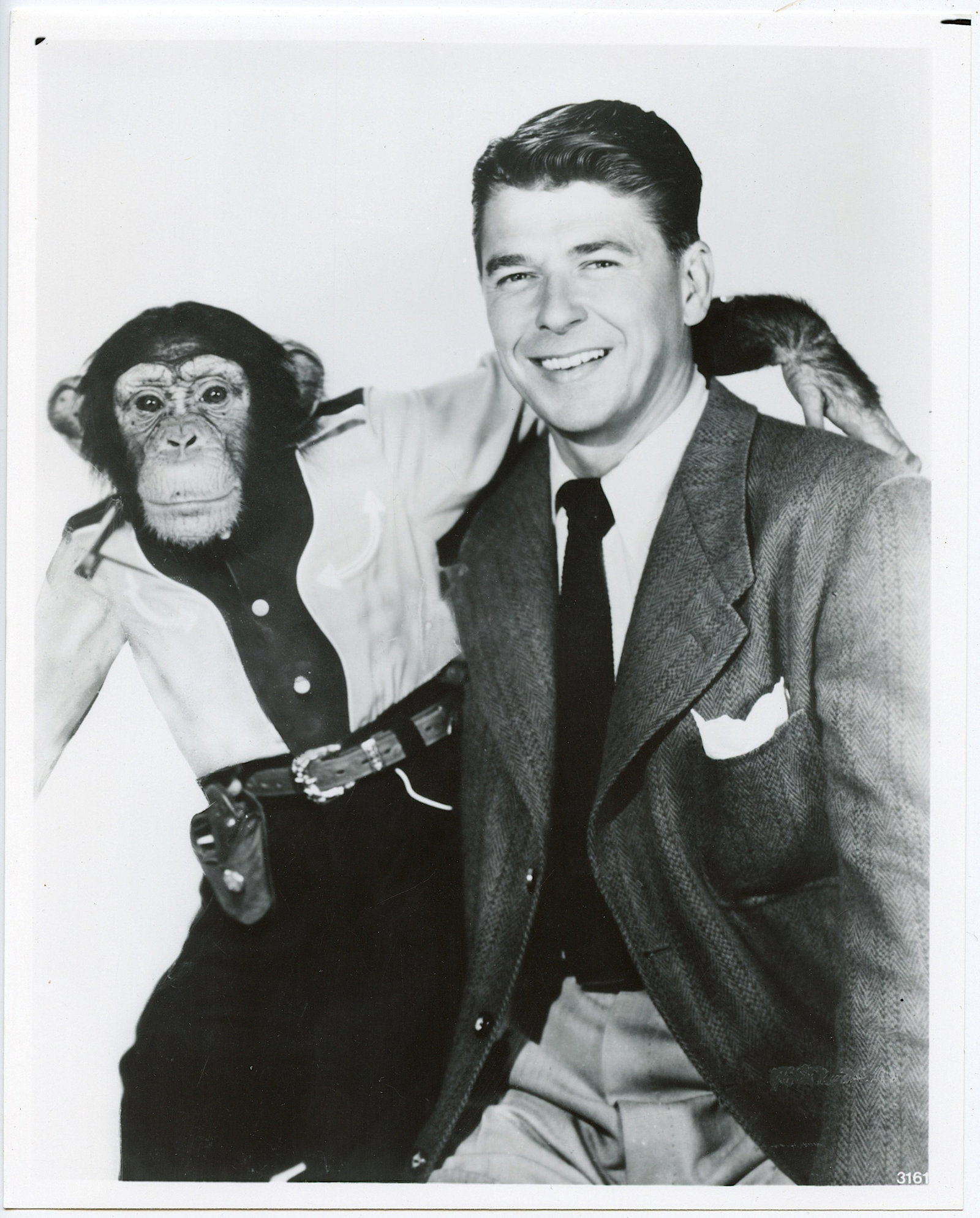 Vintage Photograph 10" x 8" RONALD REAGAN and BONZO: The provenance of this lot is from the a private collector in RI. We have included quality images to show it's actual condition. This lot is located in Boca Raton, Fl and its shipment will be made dir