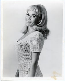 Original Vintage PIN UP Photo Estate BUNNY YEAGER 10" x 8"