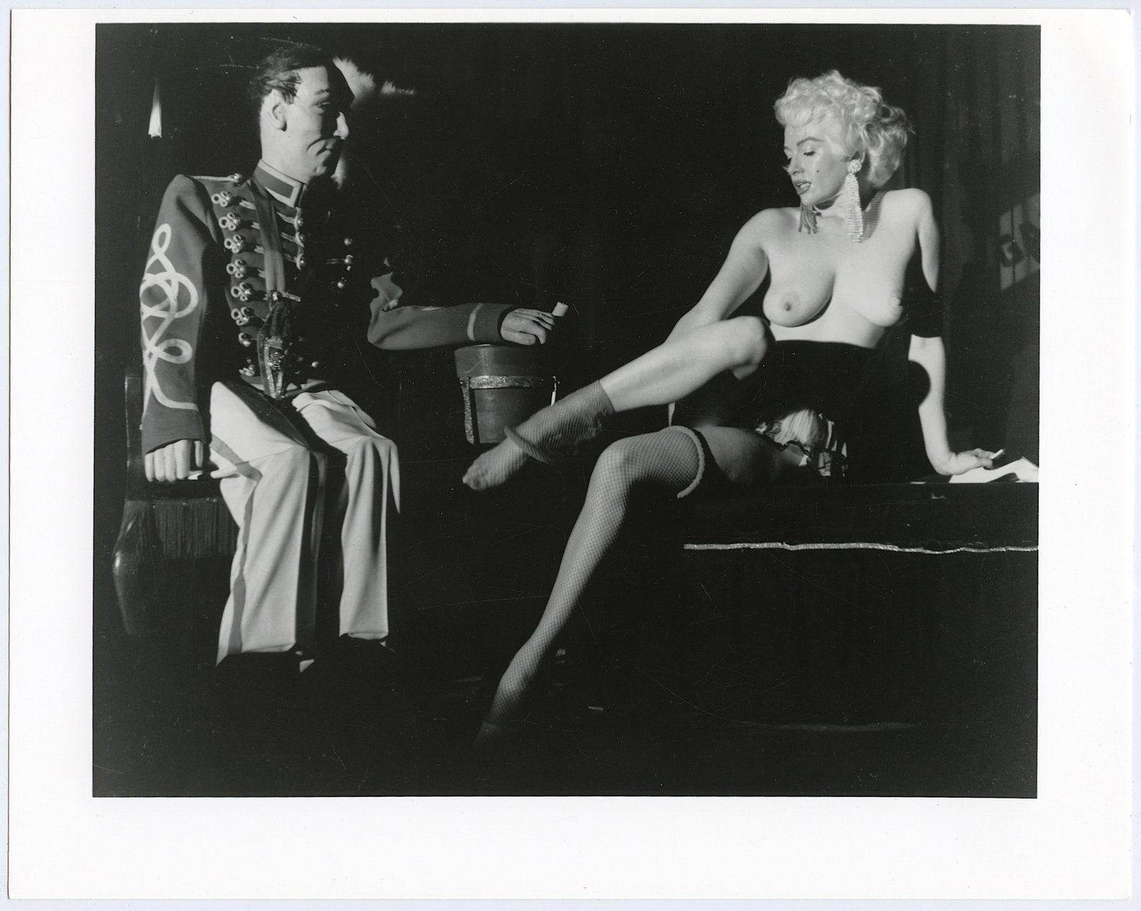 Original Vintage PIN UP Photo Estate BUNNY YEAGER 10" x 8": This lot is coming from Bunny Yeager's estate/archives. Linnea Eleanor "Bunny" Yeager (March 13, 1929 - May 24, 2014) was an American photographer and pin-up model. She met Bettie Page in 1954, and to
