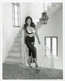 Original Vintage PIN UP Photo Estate BUNNY YEAGER 10" x 8"