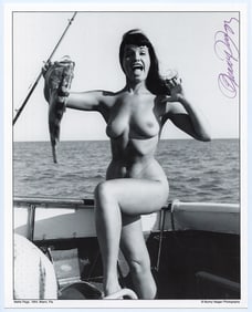 BUNNY YEAGER Vintage Pin Up SIGNED Litho Model BETTIE PAGE