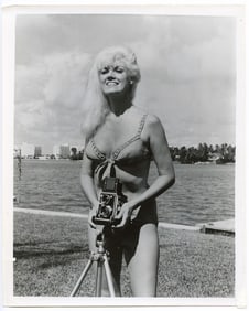 BUNNY YEAGER Vintage Pin Up Photo Model SELF PORTRAIT