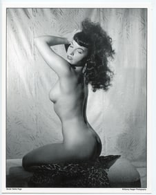 BUNNY YEAGER Vintage Pin Up Litho Model BETTIE PAGE