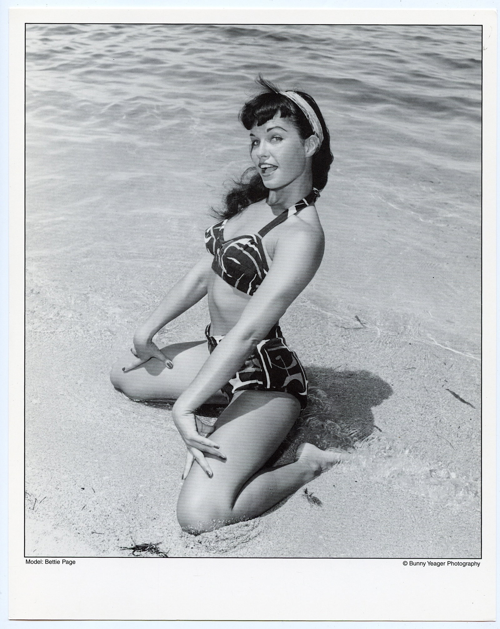 BUNNY YEAGER Vintage Pin Up Litho Model BETTIE PAGE: This lot is coming from Bunny Yeager's estate/archives. Linnea Eleanor "Bunny" Yeager (March 13, 1929 - May 24, 2014) was an American photographer and pin-up model. She met Bettie Page in 1954, and to