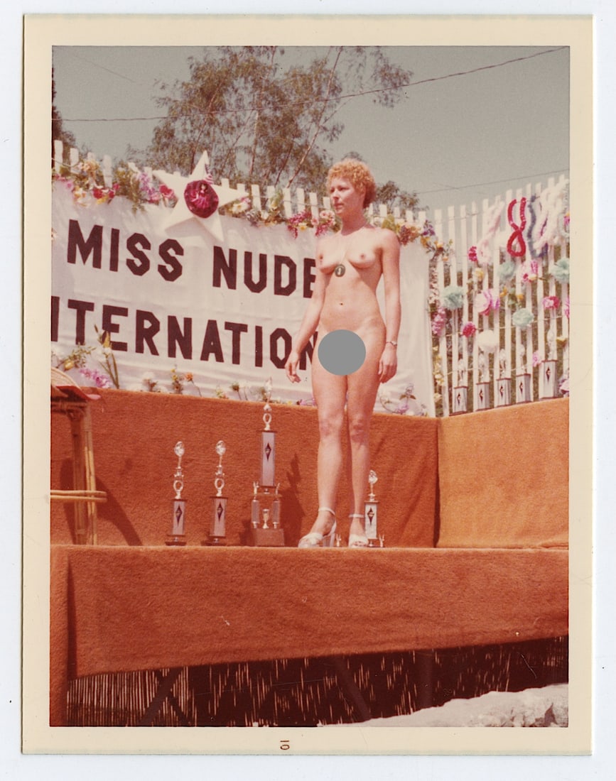 Vintage 1970s / 80s American Naturalism Nudism Female Model 4.5" x 3.5": This lot is coming from the estate of a collector in RI. We have included a quality scan to show it's actual condition. We have included a quality scan to show it's actual condition.. This lot is loca