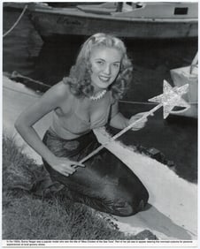 BUNNY YEAGER Vintage Pin Up Litho Model SELF PHOTO