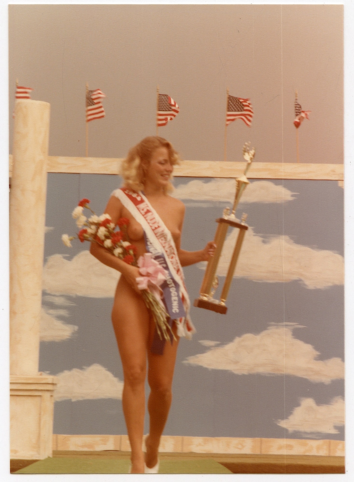 Vintage 1970s / 80s American Naturalism Nudism Female Model 4.5" x 3.5": This lot is coming from the estate of a collector in RI. We have included a quality scan to show it's actual condition. We have included a quality scan to show it's actual condition.. This lot is loca