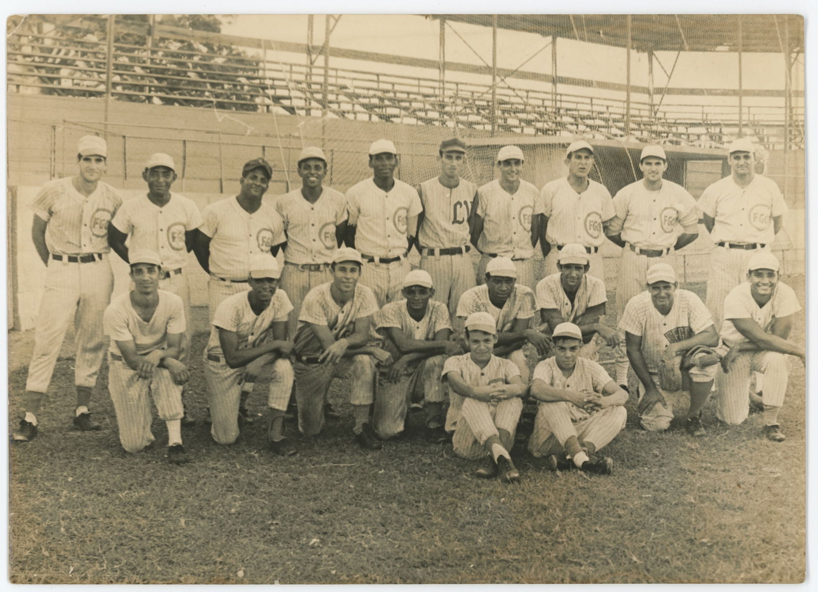 Vintage Scarce Original Photo 20th C. Baseball Team (1 of 2)