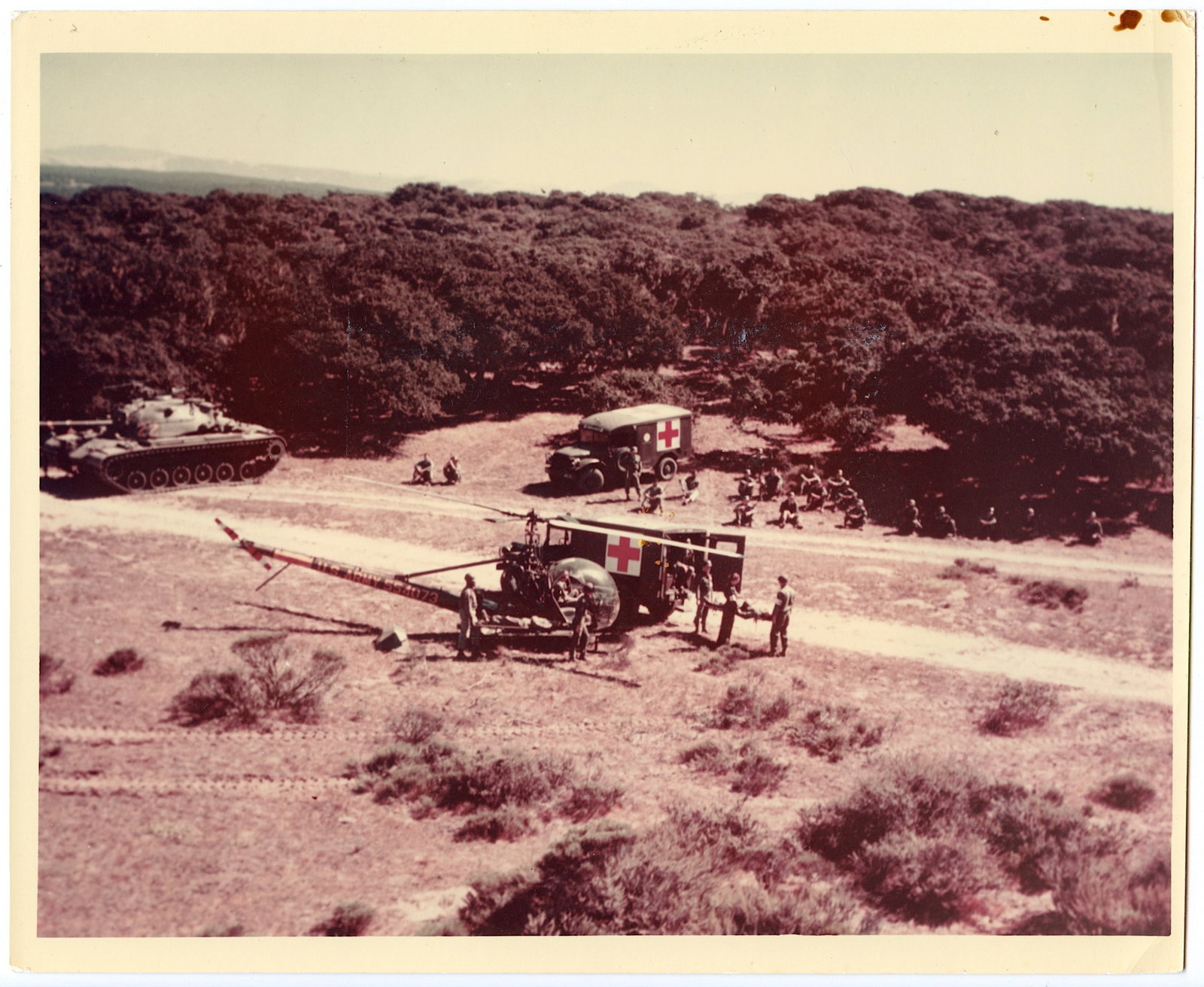 Vintage Original U.S. Military Photo Iconic 1960s Special Forces: The provenance is from a deceased collector in Palm Beach. The dimensions are Approx. 10" x 8". We have included quality images to show it's actual condition. This lot is located in Boca Raton, Fl and