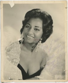 Vintage 1963 Signed Photo Portrait of Singer CELIA CRUZ Dedicated