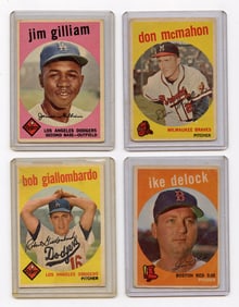 Vintage 1959 Set with 4  Topps Baseball Cards