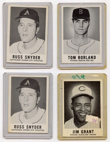 Vintage 1960/61 Set with 4  Leaf Baseball Cards