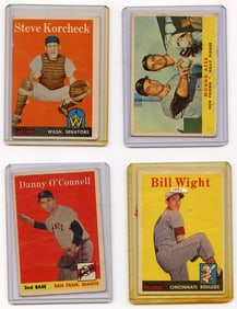 Vintage 1958 Set with 4  Topps Baseball Cards