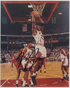 MICHAEL JORDAN Certified Signed Autographed Sports Basketball Photo