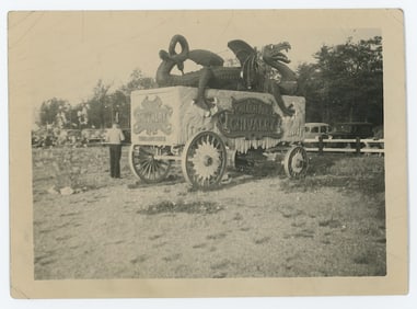 Vintage Photo Circus Parade Wagon The Golden Age Of Chivalry