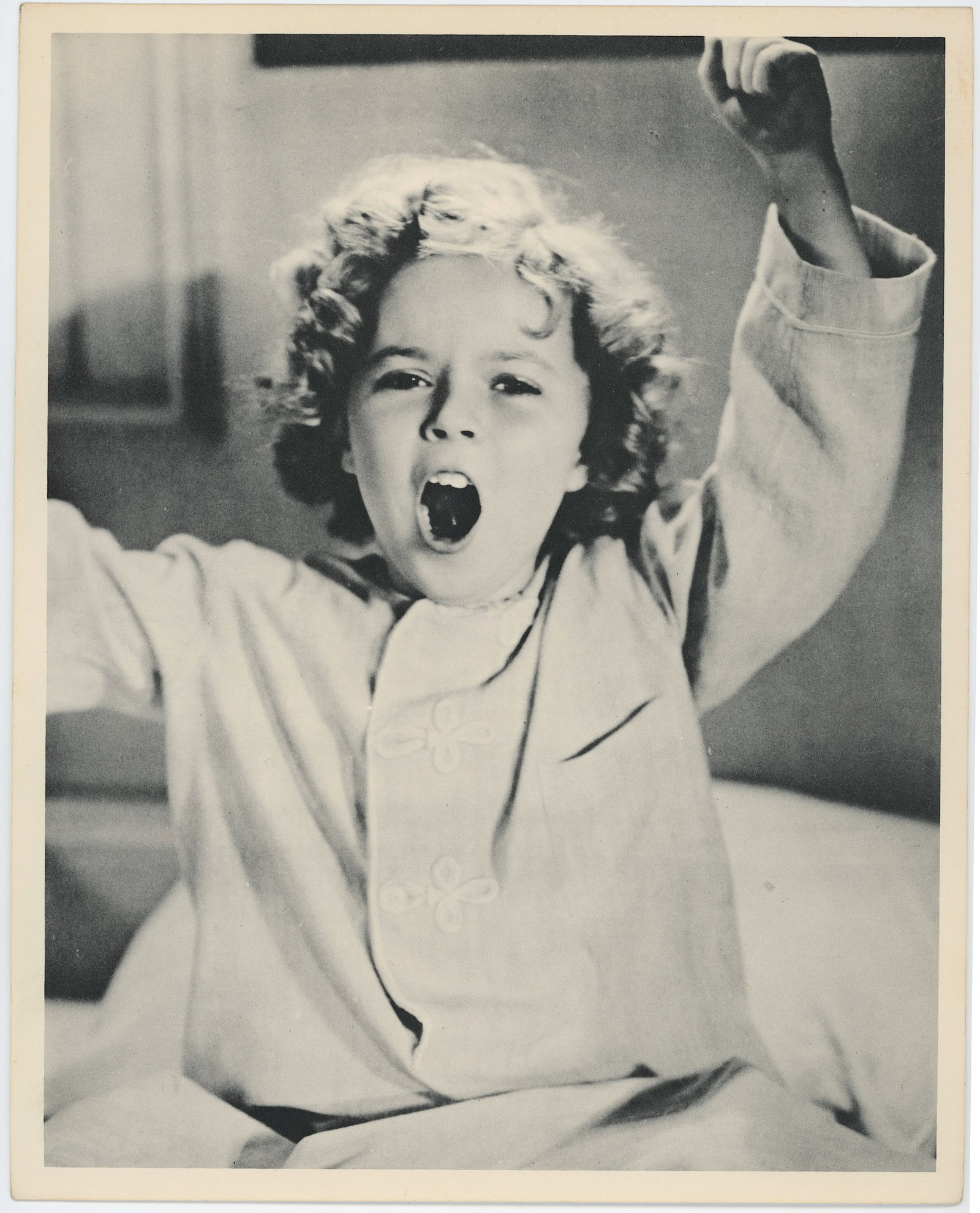 SHIRLEY TEMPLE Vintage Gravure Portrait: The dimensions are Approx. 10" x 8". This lot is coming from the estate of a collector in South Florida. We have included quality images to show it's actual condition. This lot is located in Boca Rato