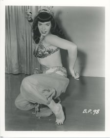 BUNNY YEAGER Vintage Pin Up Photo Model BETTIE PAGE