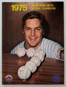 Original 1975 New York Mets Official Baseball Yearbook Seave
