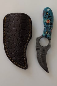 Handcrafted Heirloom Damascus Steel Knife with Leather Sheath OPP!