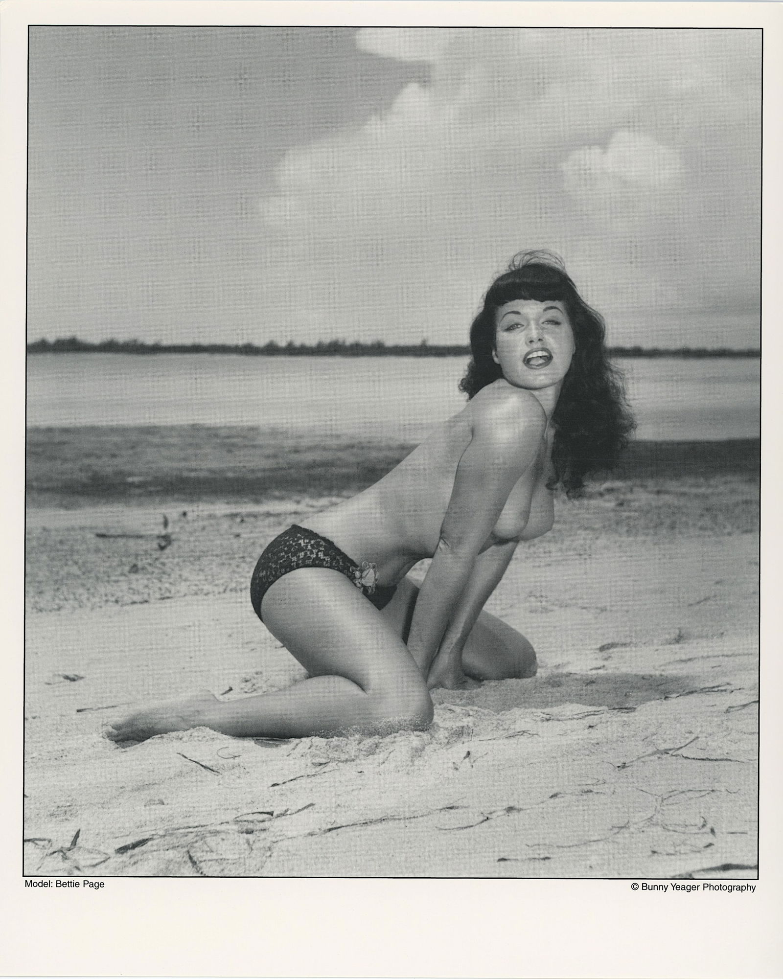 BUNNY YEAGER Vintage Pin Up Litho Model BETTIE PAGE: This lot is consigned by a collector in RI. The provenance is from Bunny Yeager's estate/archives. Linnea Eleanor "Bunny" Yeager (March 13, 1929 - May 24, 2014) was an American photographer and pin-up